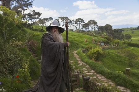 Vanhoja ystäviä. Ian McKellen on korvaamaton Gandalf.